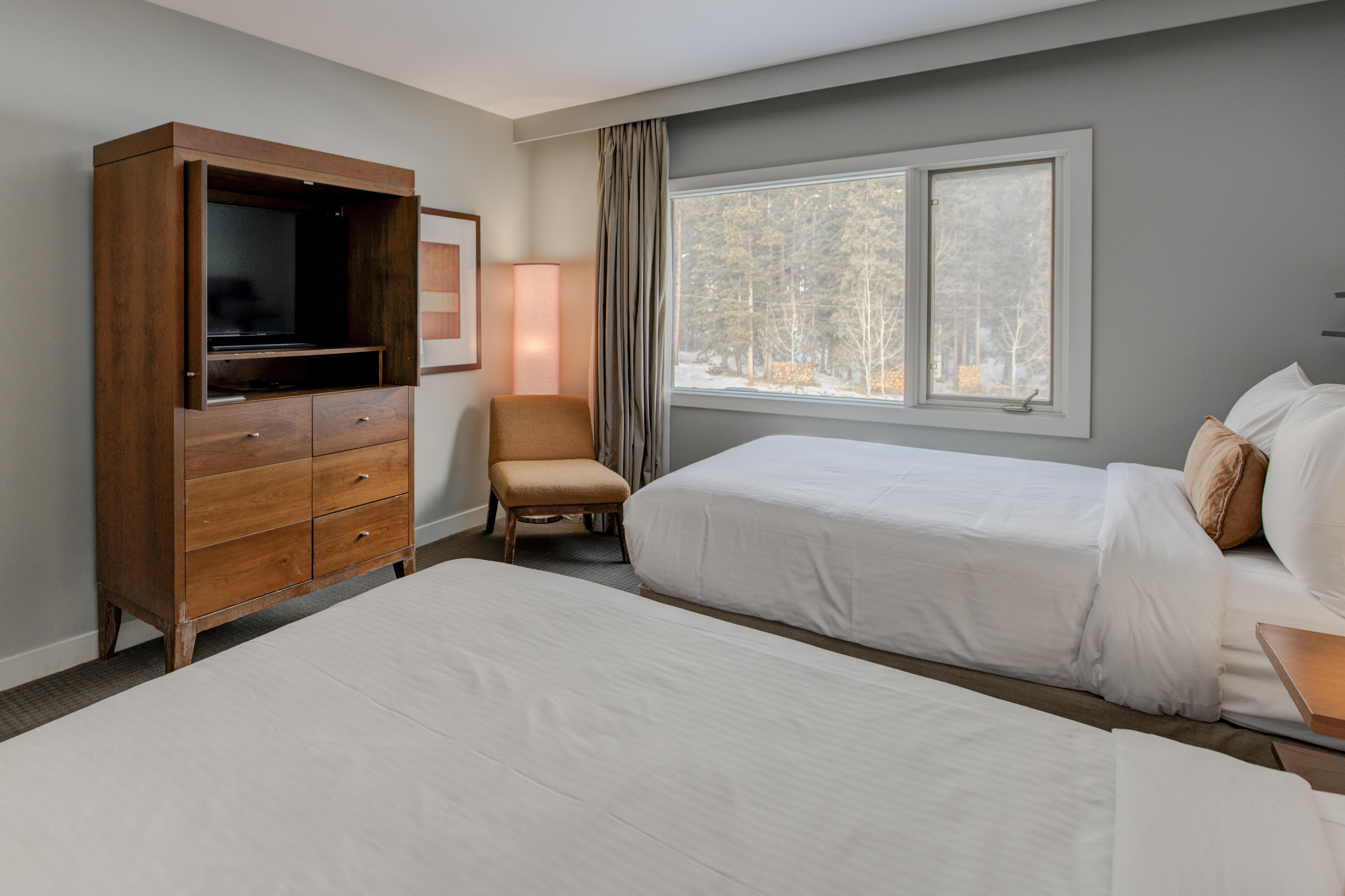 เดอะ จูนิเพอร์ โฮเต็ล แอนด์ บิสโตร Hotel แบมฟ์ ภายนอก รูปภาพ